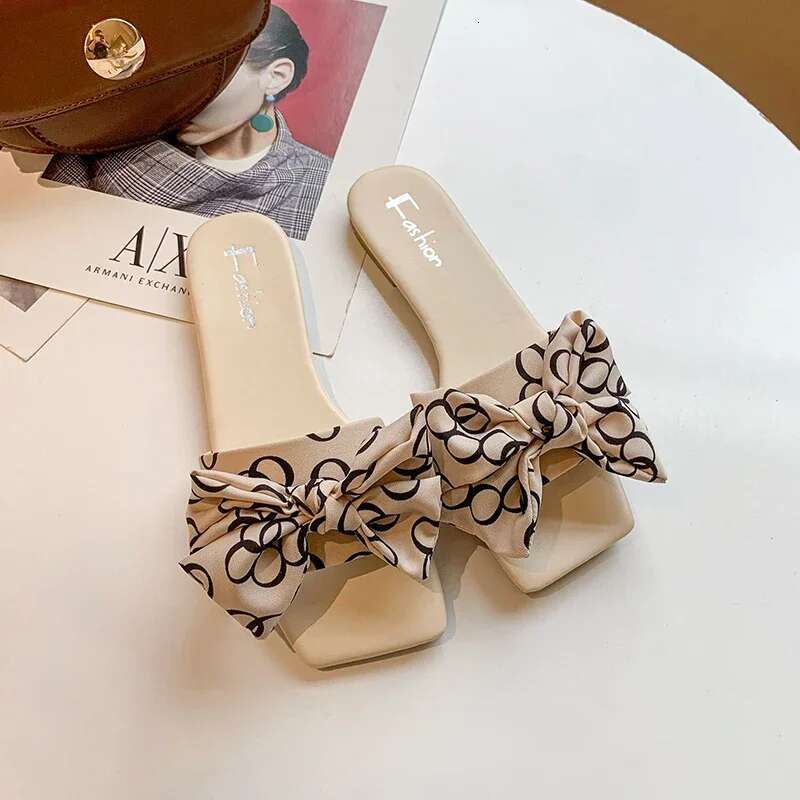 Shoe 2025 Fashion Women Bow Summer Sandals Slipper Indoor Outdoor Flip-ps Beach Shoes Female Slippers