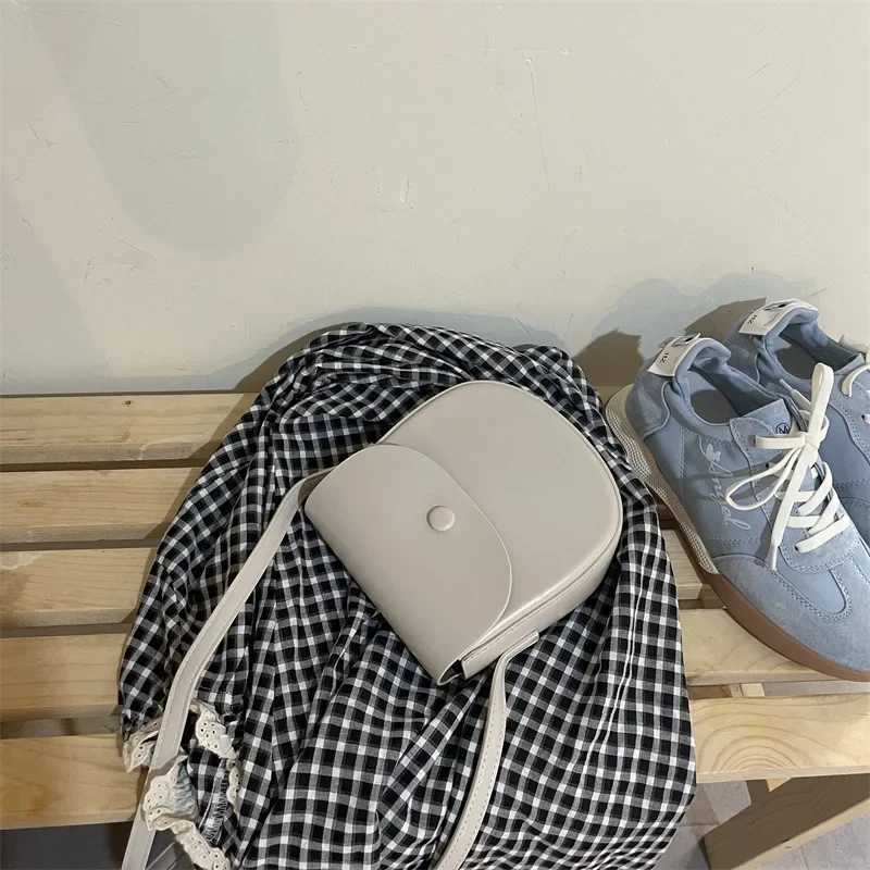 Xiuya Red Fashion Shoulder Bags for Women Vintage Solid Color Small Aesthetic Crossbody Bag All-match Simple New Female Handbag Z250303