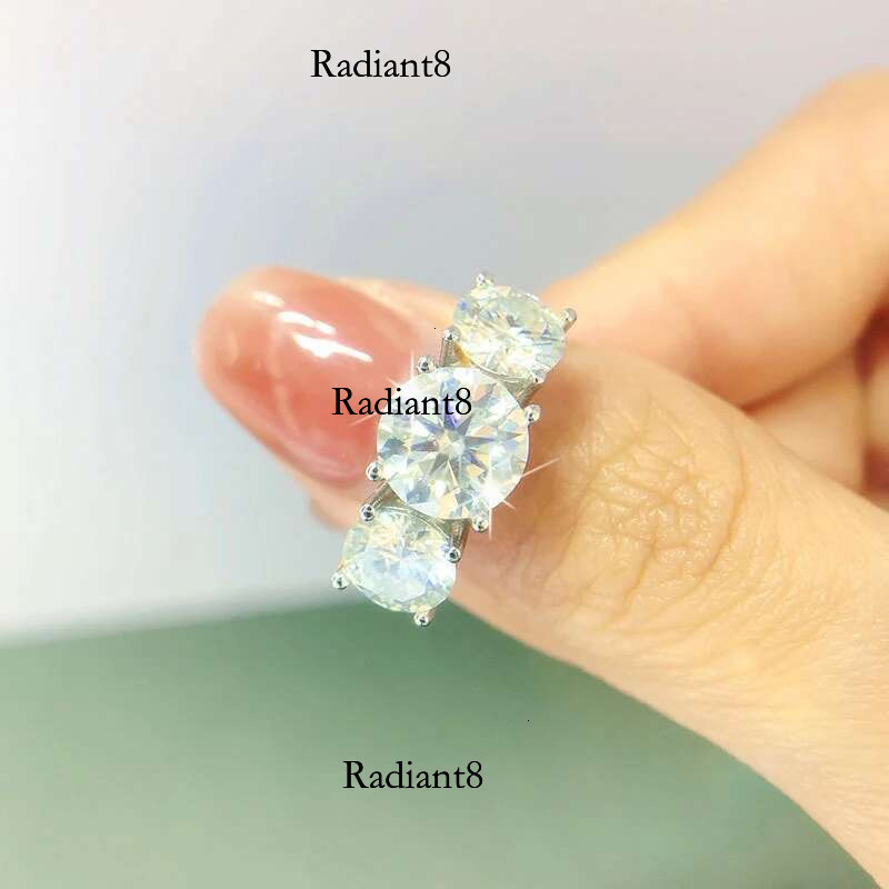 IU Real D Color VVS1 Round 2.0ctw Moissanite 3-Stone Ring Pure Sier Jewelry Certified for Women Wedding Engagement Gift