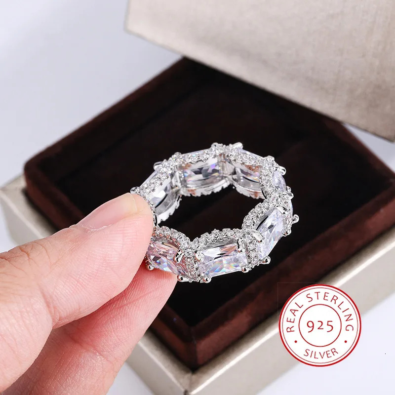 Fashion Euro-American Style White Zircon Ring Fashion Personality Hip Hop Style Jewelry 925 Sterling Silver Punk Ring 250227