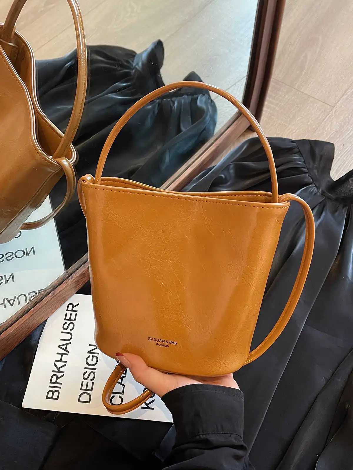 Red PU Womens Bucket Bag Autumn/Winter New Business Travel Shoulder Cross Bag Elegant Bridal Handbag Z250303