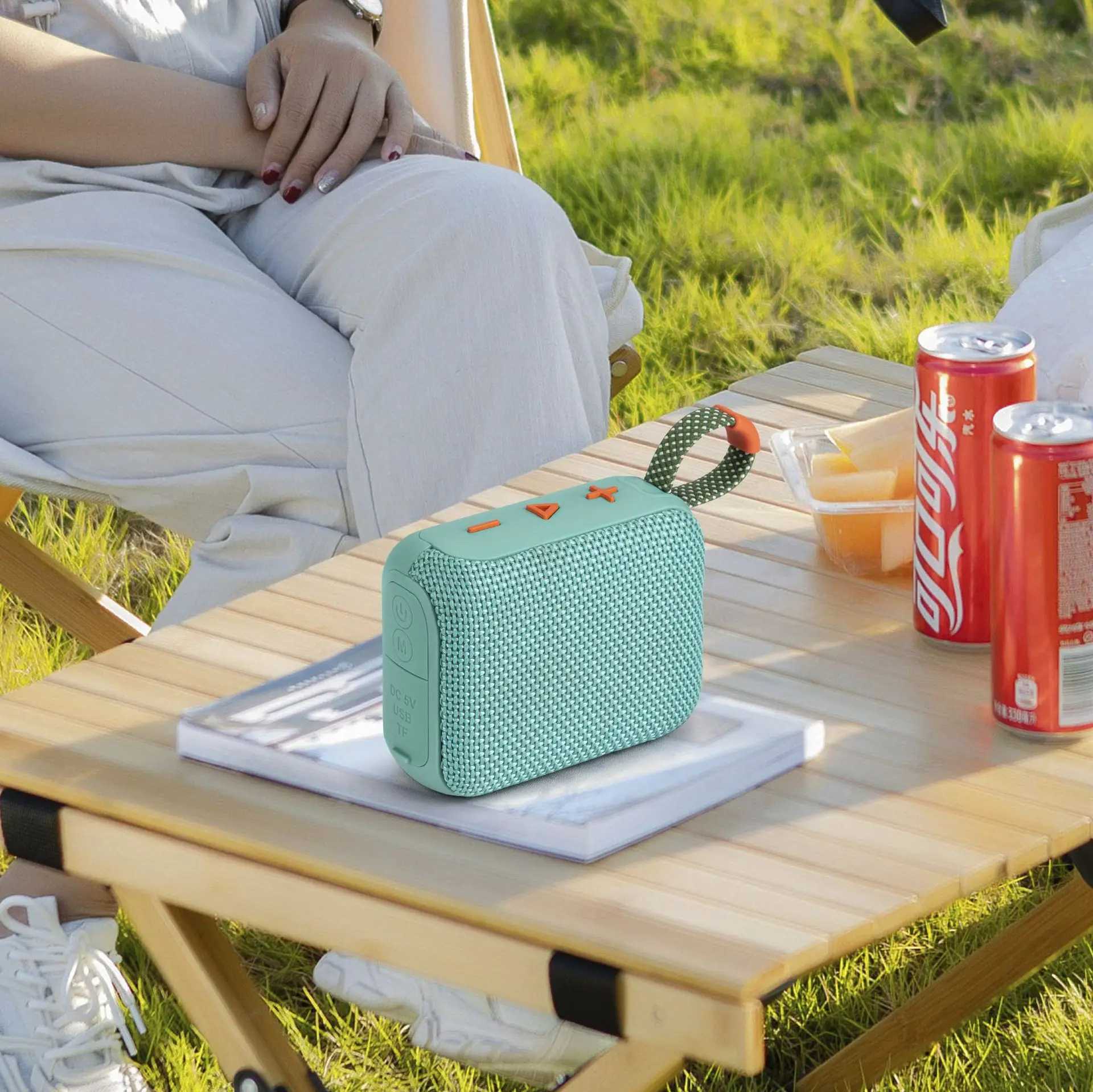 GO4 Mesh Mini Portable Handheld Outdoor Wireless Speaker TWS Stereo Column Music Center Subspeaker/TF Card/USB Disk Z250304