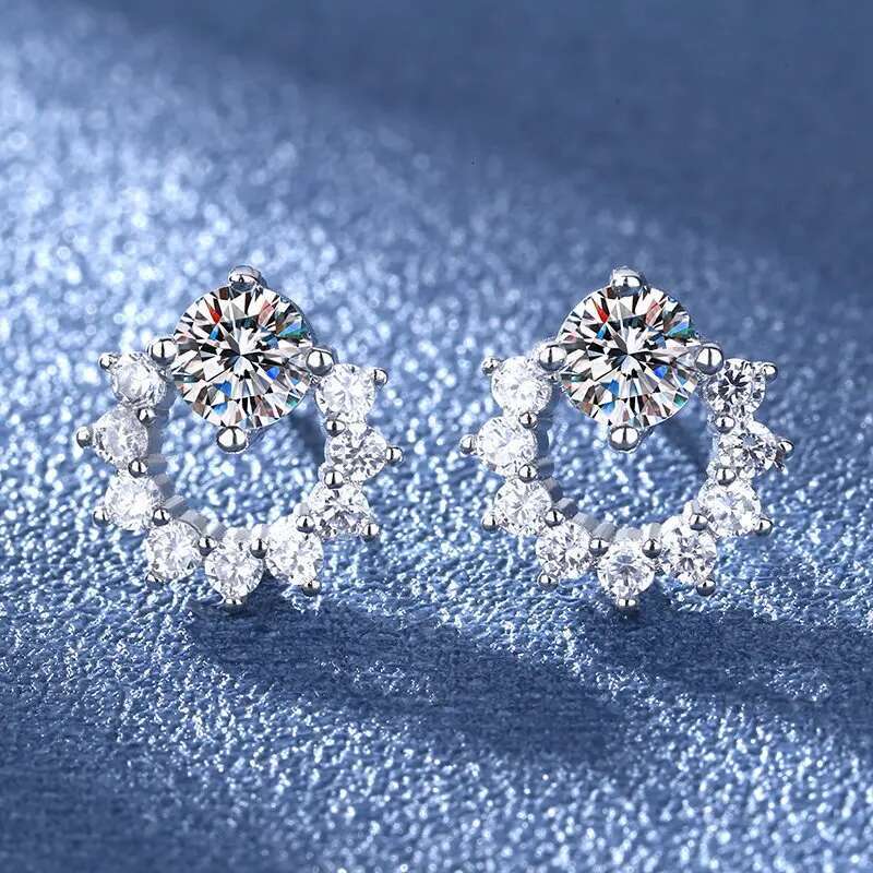 Sterg Sier Jewelry Women Fashion Cute Tiny Clear Crystal CZ Stud Earrings Gift for Girls Teens Lady Nice