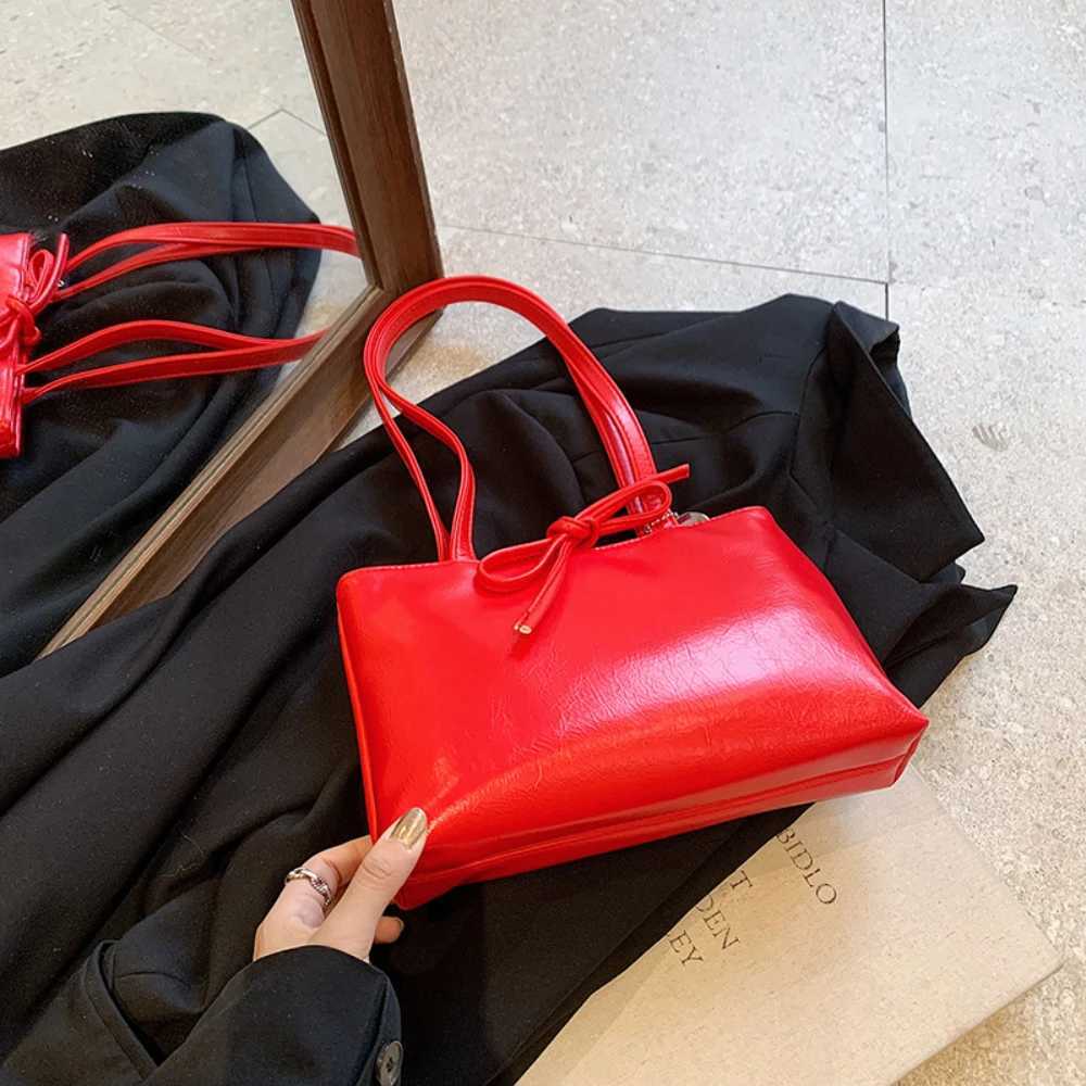Fashion bow womens shoulder bag silver/black/red zipper handbag Pu leather womens small handbag womens casual handbag Z250303