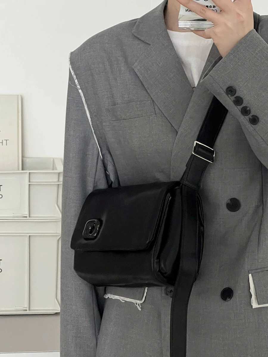 Red soft leather simple shoulder bag womens fashion version bridal handbag temperature luxury designer wedding bag Z250303