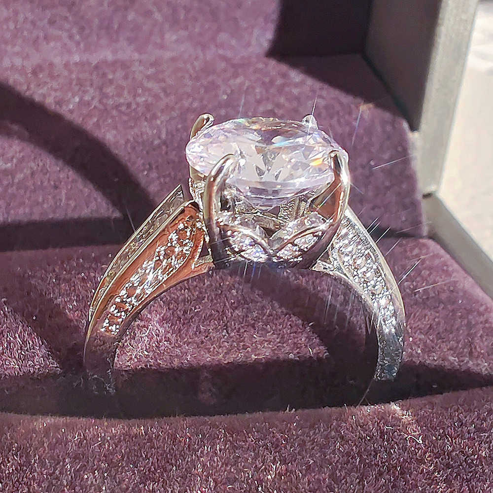 Couple Rings Fashionable new claw set simulated diamond ring with full diamond zircon for women f994 H25303