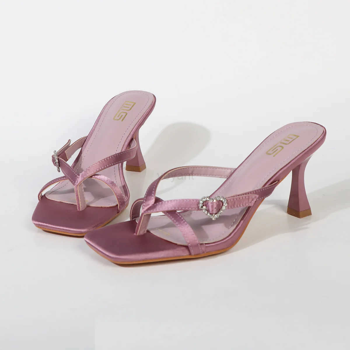 2025 spring and summer new wens shoes black buckle pl strap kitten high heeled sandals to wear clip-toe sandals Z250304