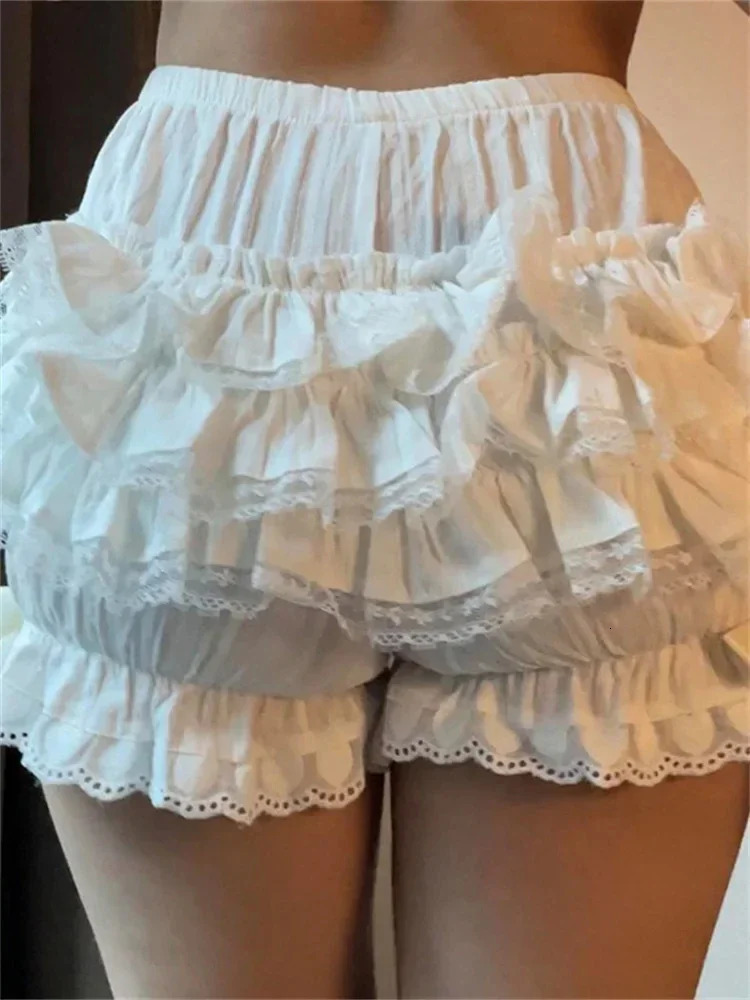 Womens Summer Lace Trim Shorts Plaid Elastic Band Tiered Ruffle Shorts Kawaii Gothic Casual Bloomers Streetwear 250303