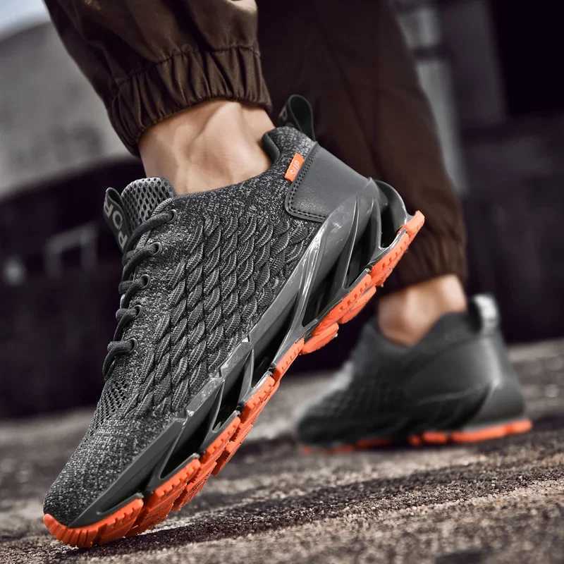 Mens Shoes Casual Sneakers Non Slip Breathable Running Shoe Mesh Tenis Outdoor Basketball Sports Tennis Shoes Zapatos De HombreC250304