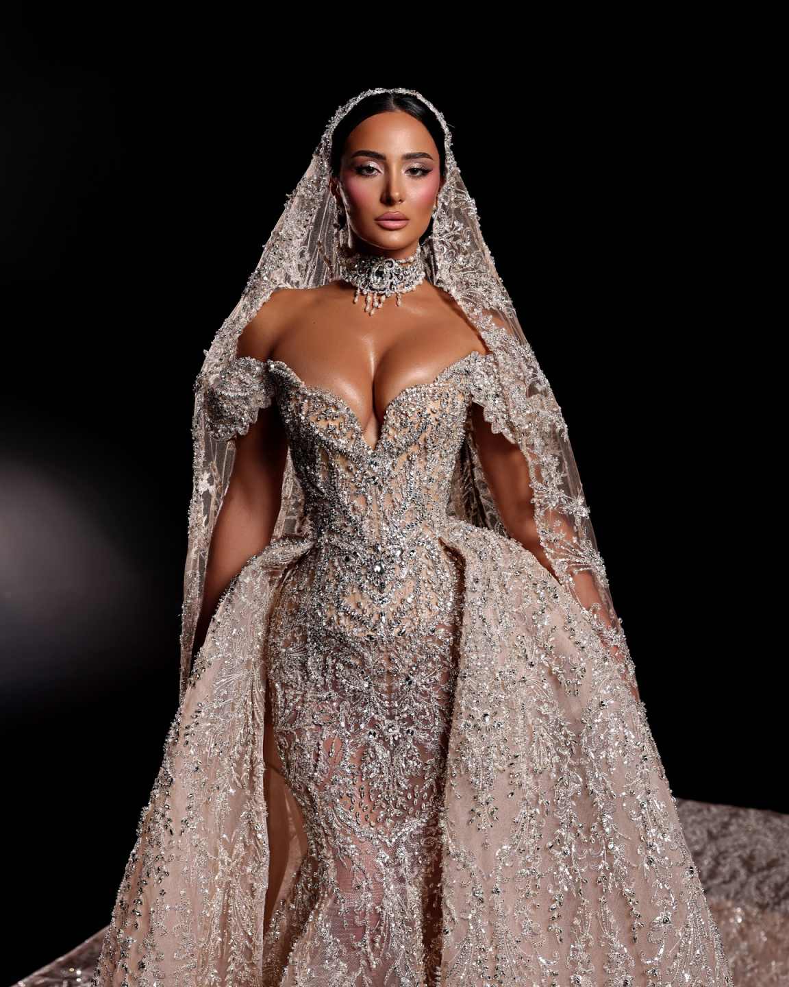 Gorgeous Mermaid Wedding Dress Off Shoulder Sleeveless Bridal Gowns Sequins Crystal Detachable Train Dresses Custom Made vestidos de novia