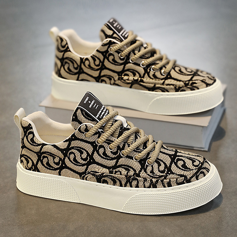 Canvas 2025 Summer New Designer Shoes Niche Low Cut Printed Board Suitable For Men's Thick Soled Comfortable Sports Shoes And Casual Fashionable 