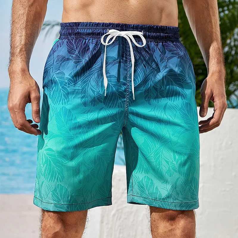 Gradient Graphic Beach Shorts For Men Colorful 3D Printed Board Shorts Summer Casual Vacation Short Pants Loose Surf Swim TrunksT250304