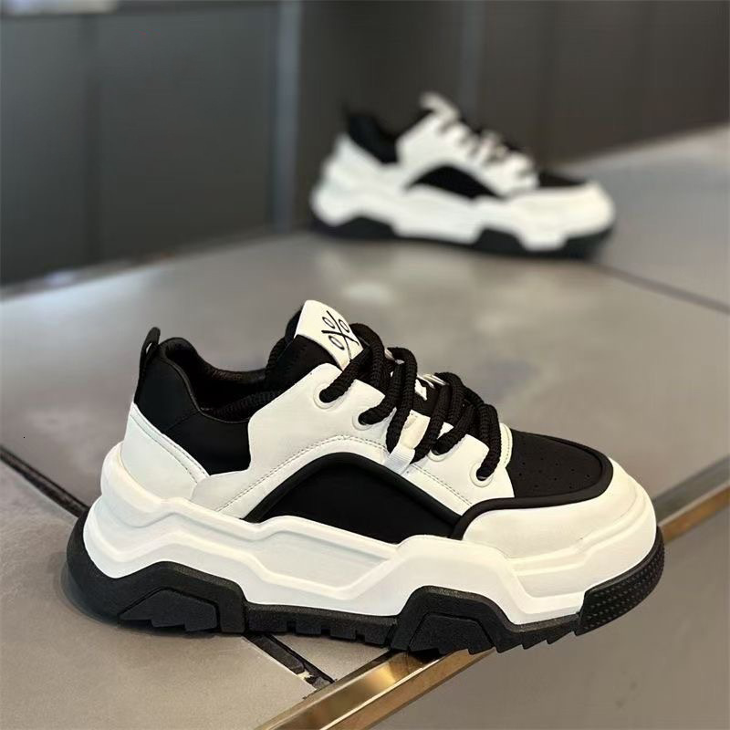 Original 2025 Designer Spring And Summer New Outdoor Lightweight Breathable White Shoes Men s Lace Up Fashion Multi Functional Thick Bottom Sports And