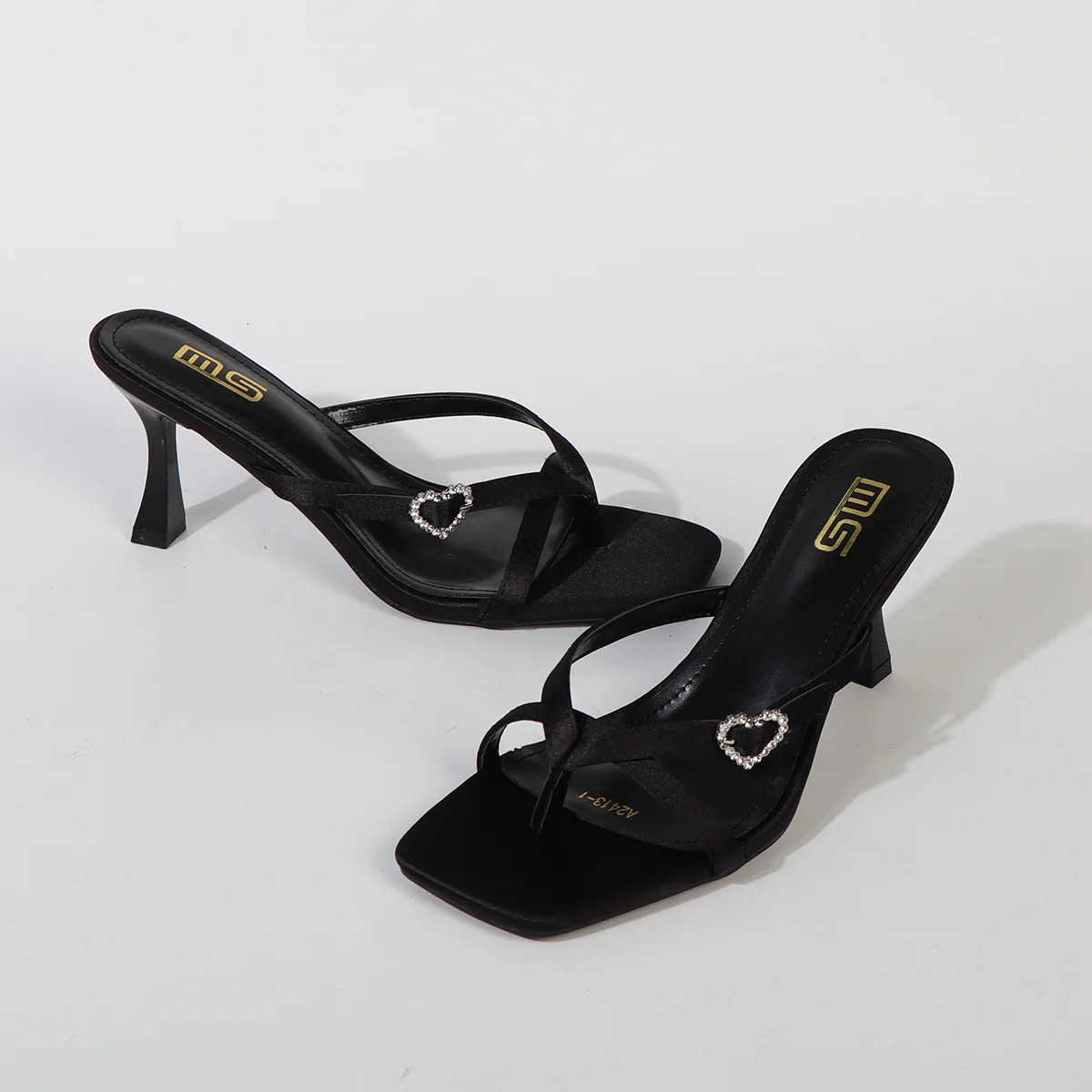 2025 spring and summer new wens shoes black buckle pl strap kitten high heeled sandals to wear clip-toe sandals Z250304