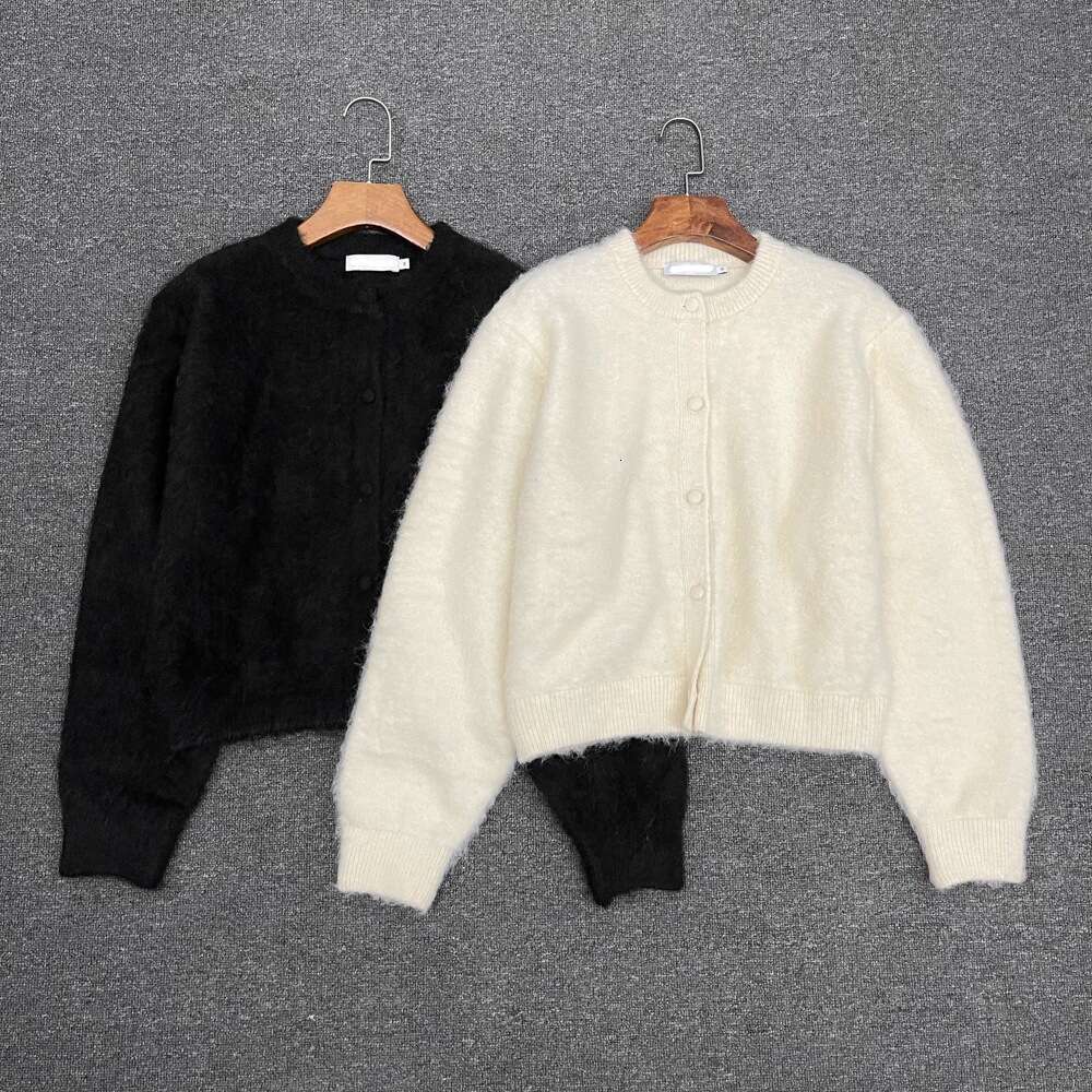 Women Autumn And Winter New Round Neck Single-Breasted Long-Sleeved Knitted Cardigan