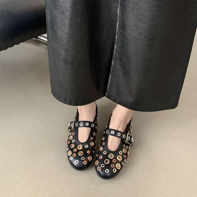 Hollow ballet women, European products, punched rivets, low order Mary Jane shoes, women's niche design, flat shoes for women