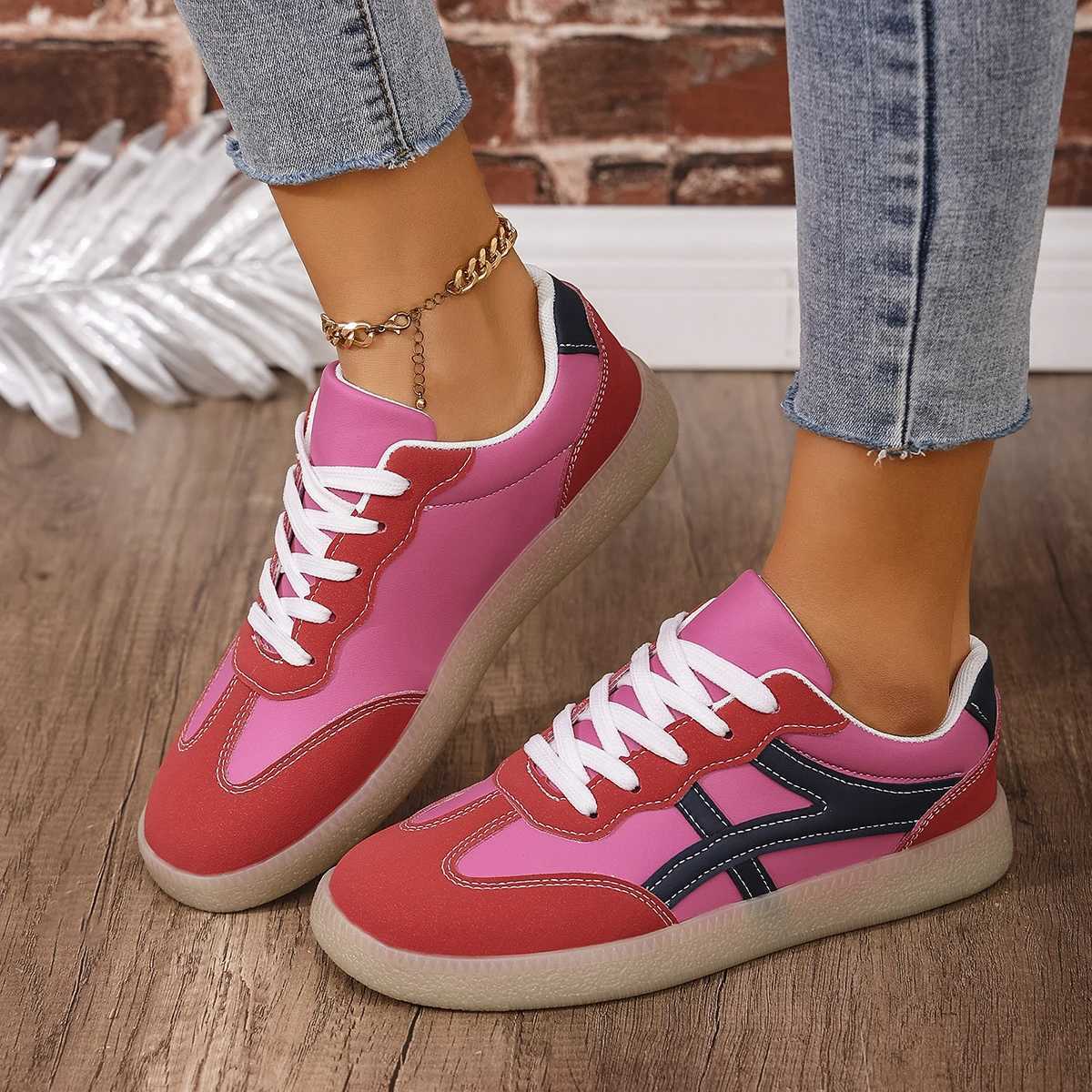 Women Sneakers Fashion Breathable Platform Running Shoes Women Casual Vulcanize Shoes New Mesh Light Comfortable Sneakers WomenC250304