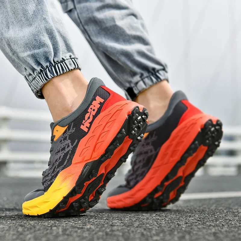 2025 New Men Sports Breathable Lightweight Cfortable Athletic Nonskid Sneakers Daily Leisure Shopping Walking Marathon Shoes Z250326