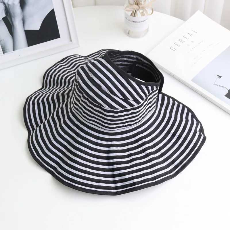 Outdoor Traveling Foldable Visor Hat Summer Wide Brim Stripe UV Protection Sun C For Women Ponytail Cs Beach Fisherman HatsXJ250304