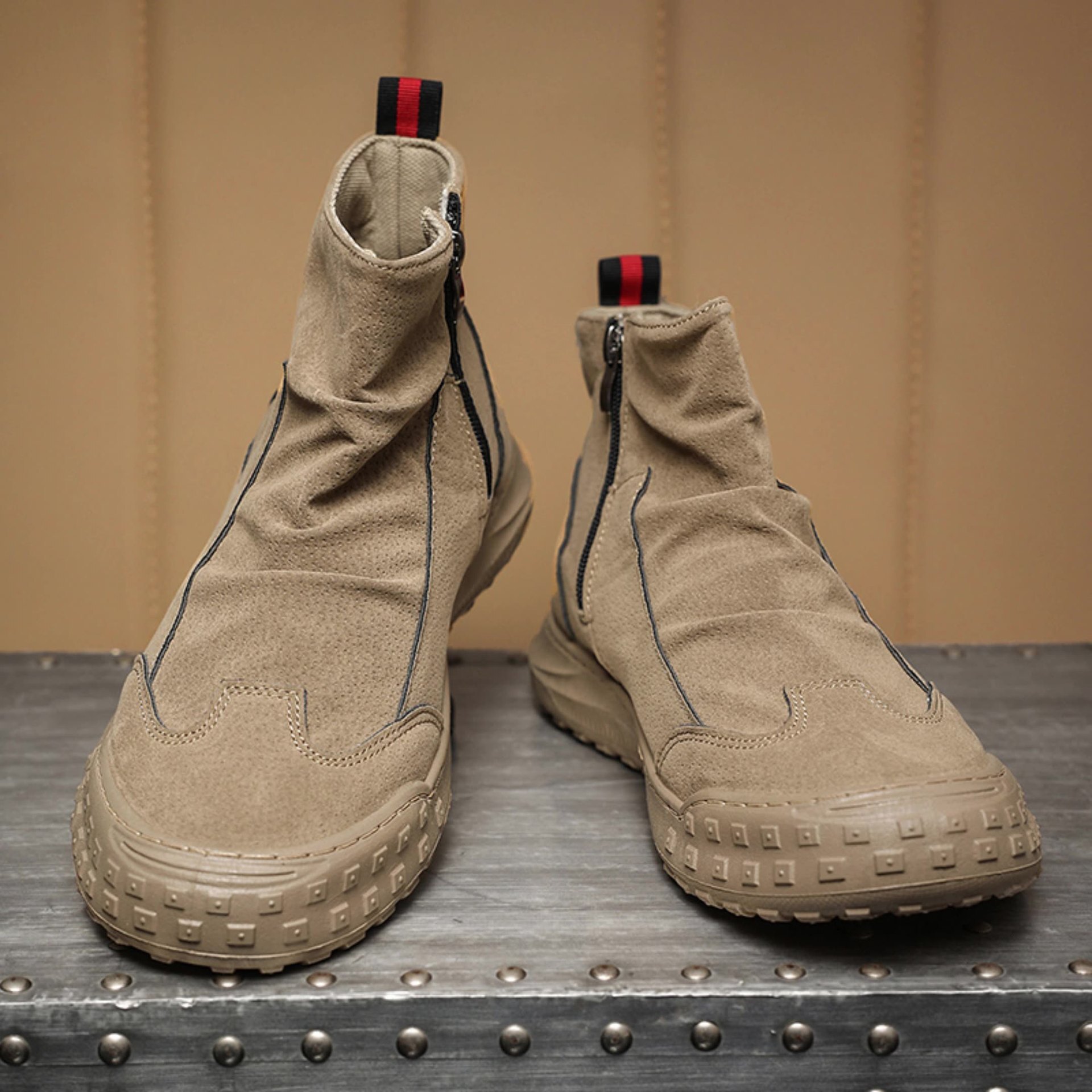 2025 Designer s New Long Boots New Casual High Top Original Lightweight Anti Fouling Waterproof Martin Boots Suede Men s Boots Sports And Fashion Shoe