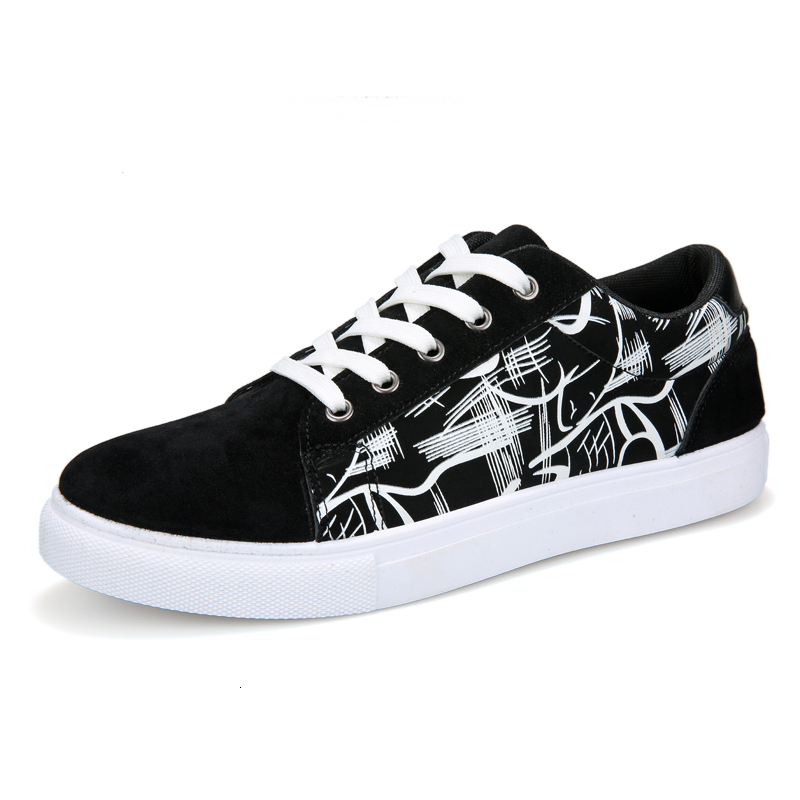 Sports And Leisure 2025 Spring And Autumn New Designer Shoes Versatile Korean Fashion Student Anti Slip Board Shoes Outdoor Men's Running Work Sh