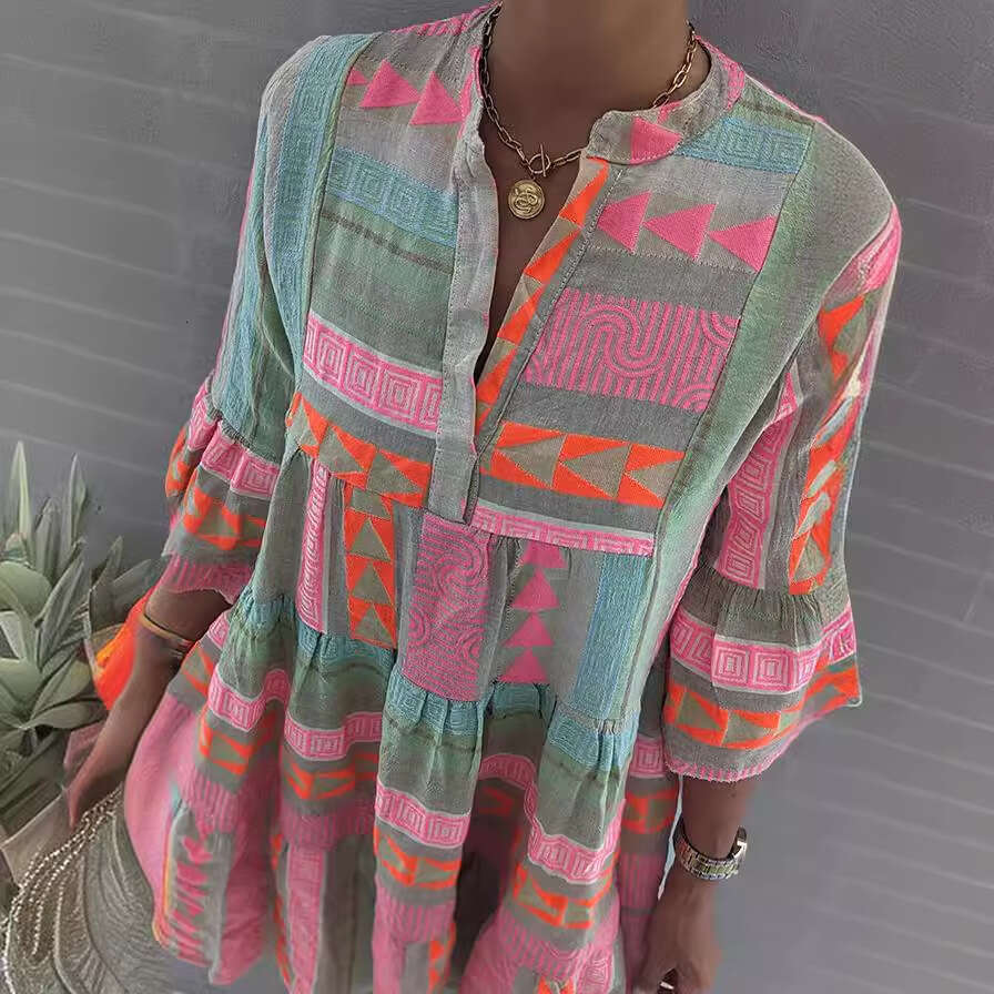 Women's European American autumn print V-neck seven quarter sleeve dress 2025 new style chic and elegant clothing