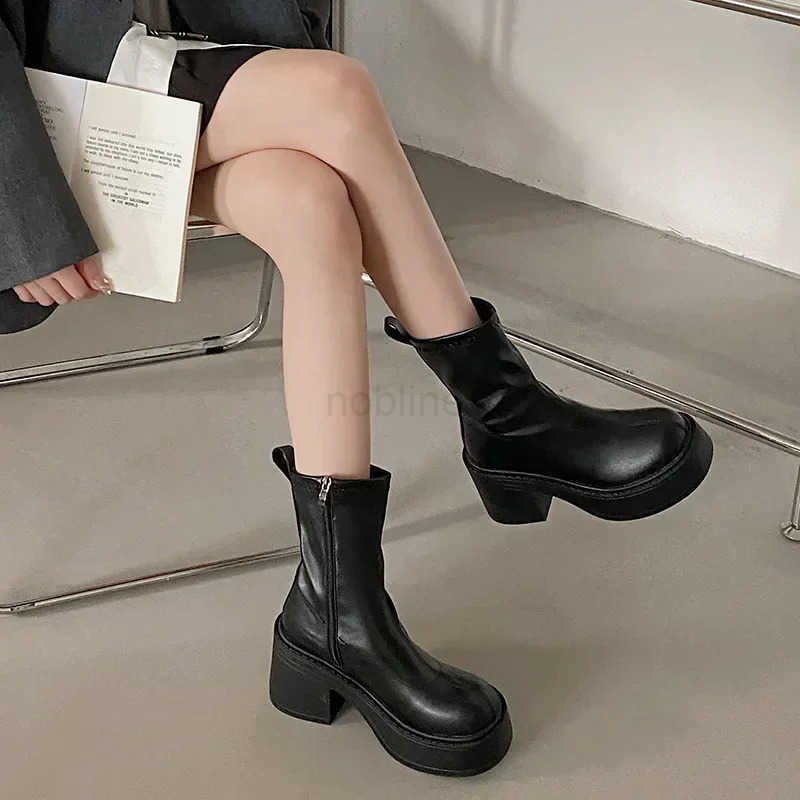 Platform Ankle Boots For Wen Fion Side Zippers Short Boots Fem Elegant Square High Heel Wens Mordern Botties 2024 Z250304