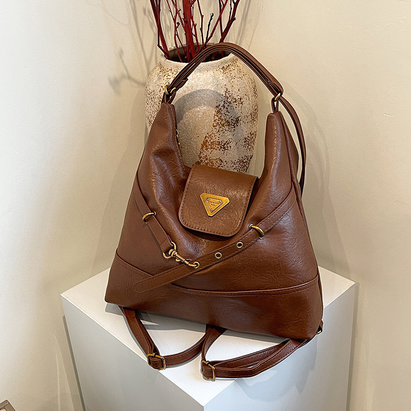 Multi Functional Designer Large Capacity Handbag Shoulder Bag Slanted Back Multi Back French Women's Bag