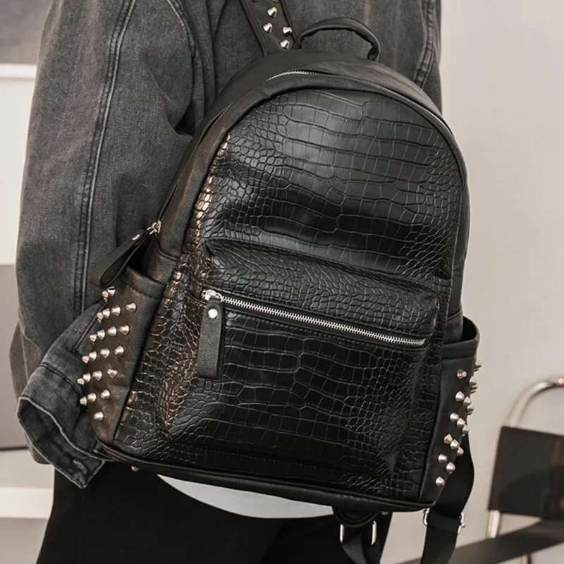 Fashion Rivet Men Women Eming Alligator Leather Men's Laptop Design Couple Backpack School Bag