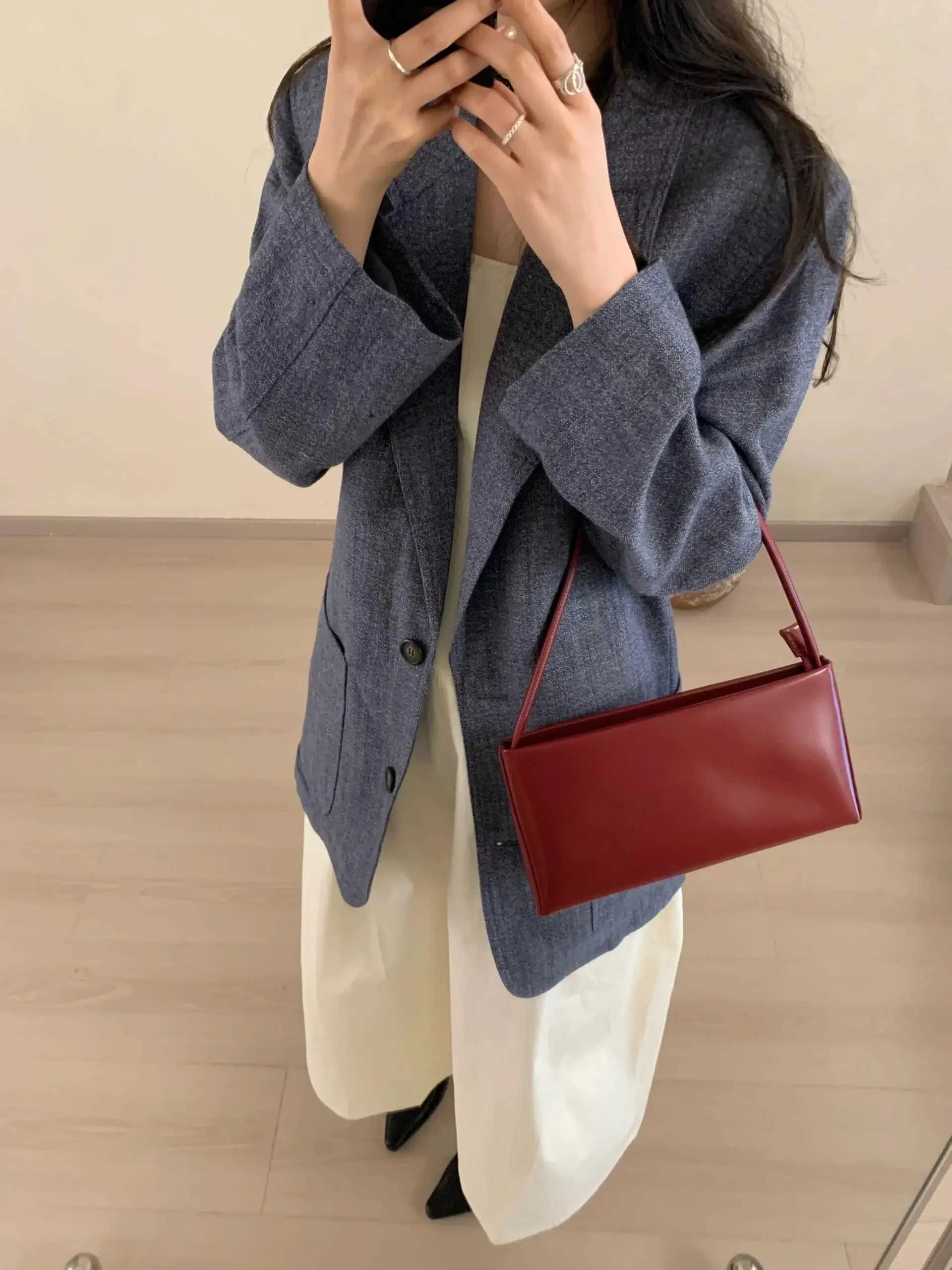Miyagawa Korean Niche Design French 2024 New Hand-held Underarm Bag Red Single Shoulder Crossbody Bags Z250303