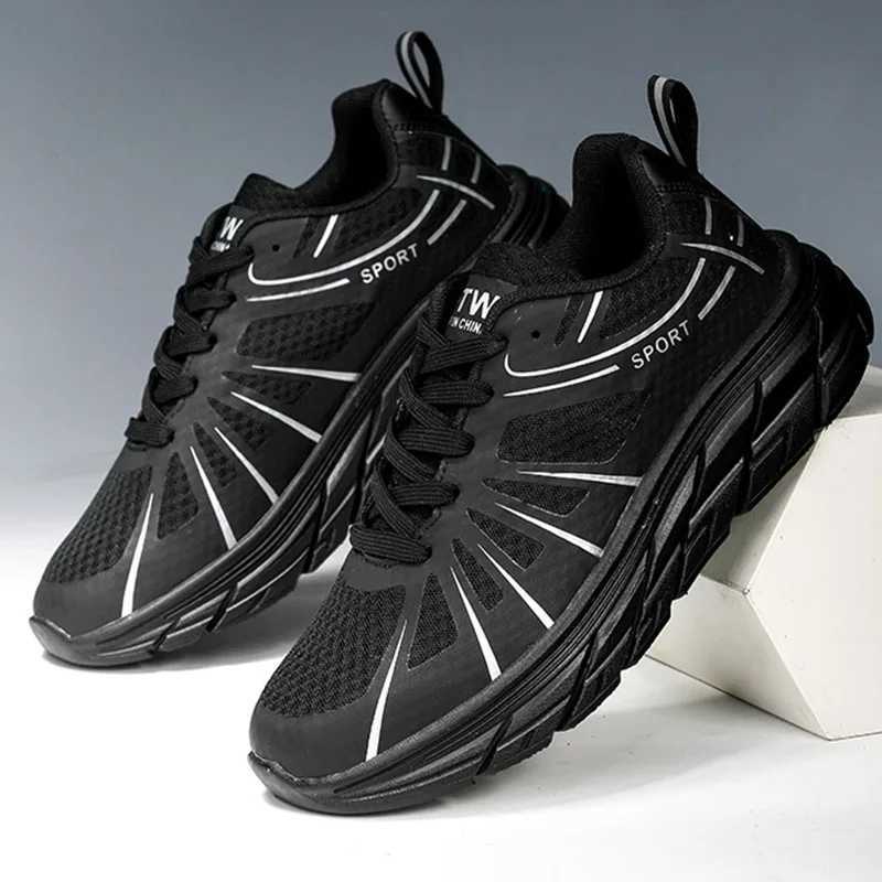 Running Shoes Men Mesh Flat Lightweight Outdoor Sports Casual Walking Shoes Lace-up Cfortable Sneakers for Men Z250304