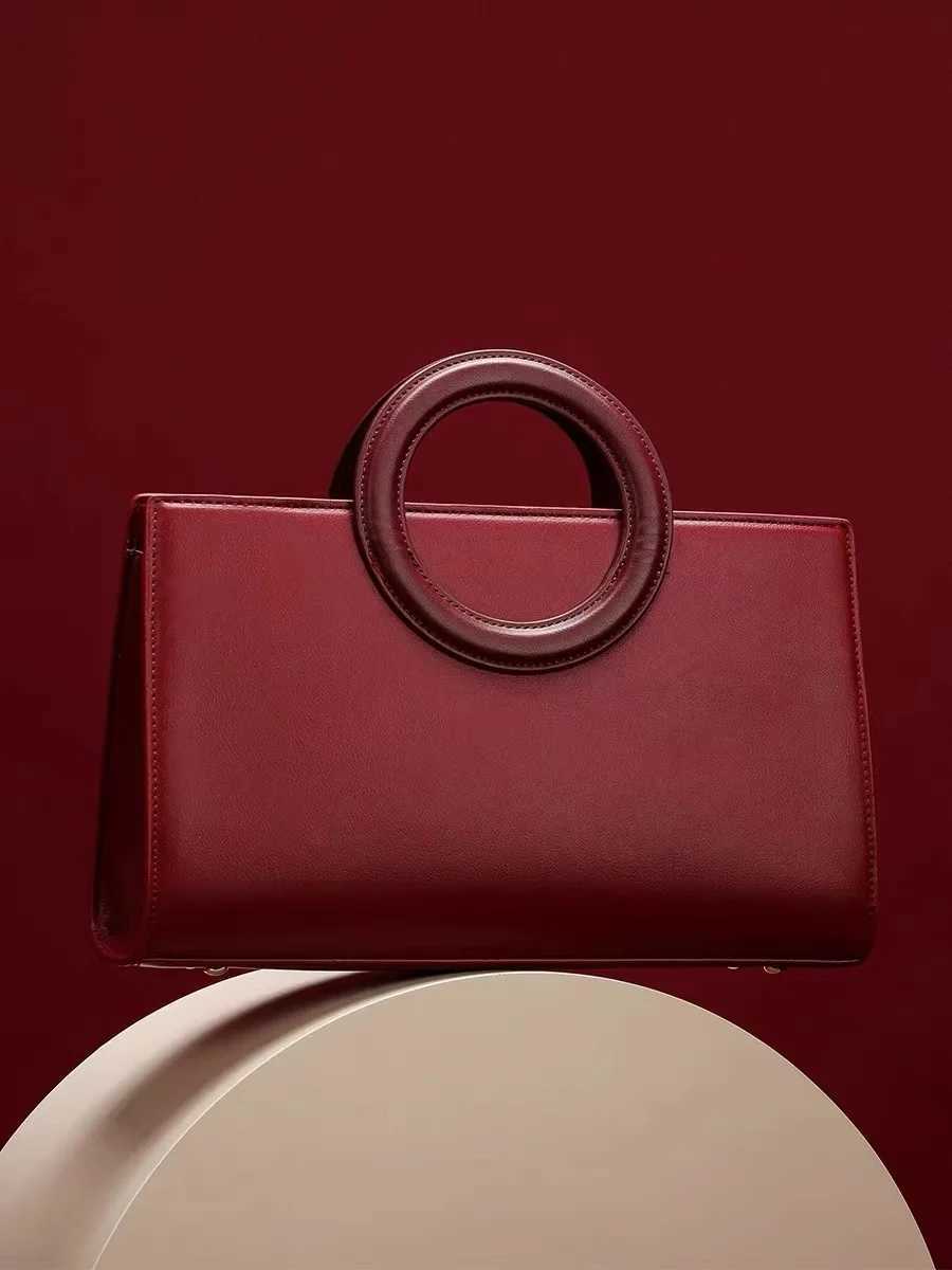 High Quality Textured Leather Sexy Red Color Tote Bag Fashion Womens Handbag Lady Purse Shoulder Messenger Bag Wedding Bag Z250303
