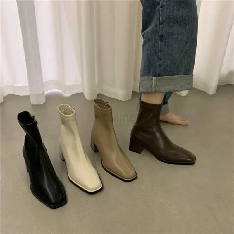 2024 Autumn Winter Fion Design Heel Ankle Boot Square Toe Zipper Ladies Casual Boots Shoes Soft Leather Short Boot Z250304