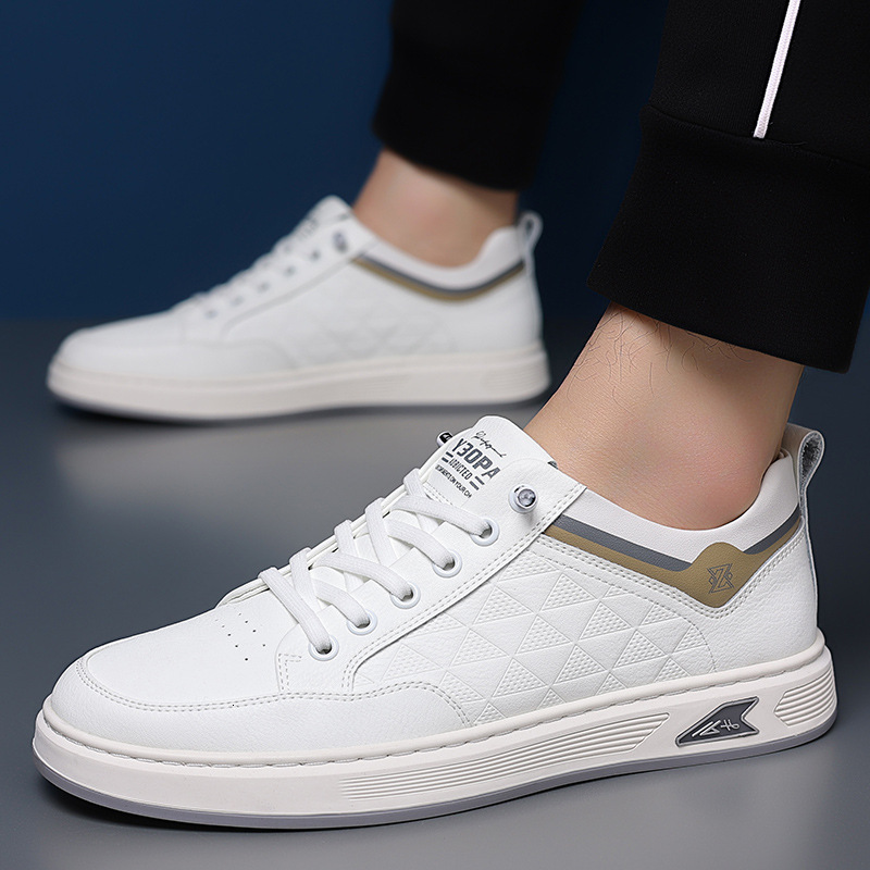 White 2025 Summer New Designer Shoes Leather Soft Sole Kick Korean Version Fashionable Versatile Casual Sports Shoes Fashionable Youth Board Shoes