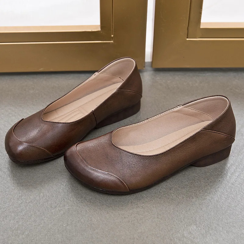 WOIZGIC Womens Mother style Genuine Leather Shoes Flat Retro Ballet Dancer National Mocha Casino Round Toe Anti slip 250303