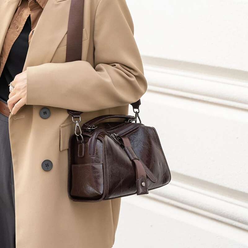 Oil Wax Genuine Leather Pillow Tote Handbags For Women Korean Designer Wide Strap Ladies Shoulder Crossbody Bags