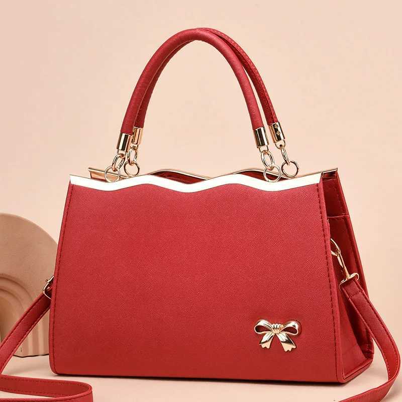 Luxury Brand Designer Womens Handbag Fashionable New Bow Single Shoulder Bag Simple and Large Capacity Crossbody Bag Trend Z250303