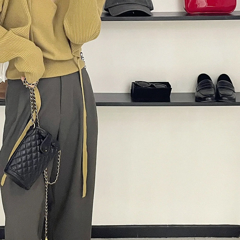 Classic Mobile Phone Women Leather Chain Shoulder Chest Pack Lady Small Waste Bag Storage box