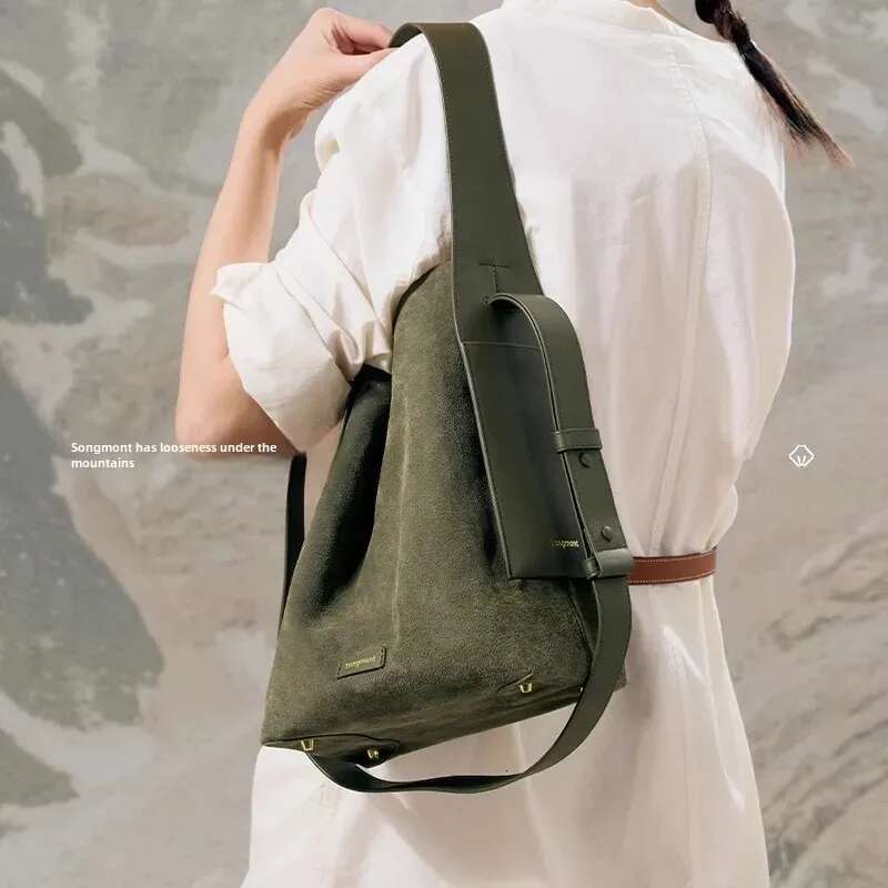 Large Chamois Leather Hanging Ear Supportive Tote Designer Style Casual Commuting Single Shoulder Slanting Bag Autu Handbag