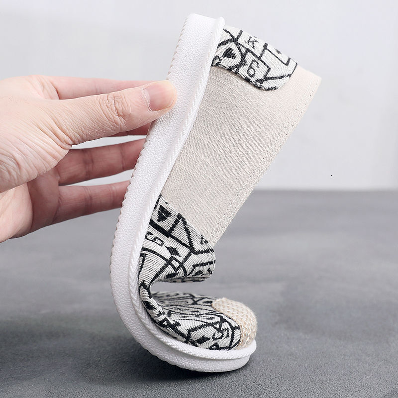 2025 New Women's Soft soled Flat Shoes Lightweight and Casual Designer Multi functional Breathable Fisherman Canvas Shoes Trendy Casual Shoes