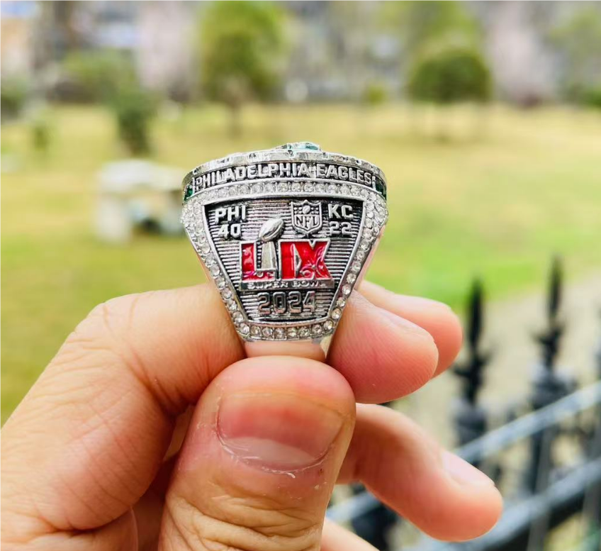 2024 2025 Super Bowl Eagles Team Champions Championship Ring With Wooden Display Box Sport Souvenir Men Fan Gift wholesale R250425