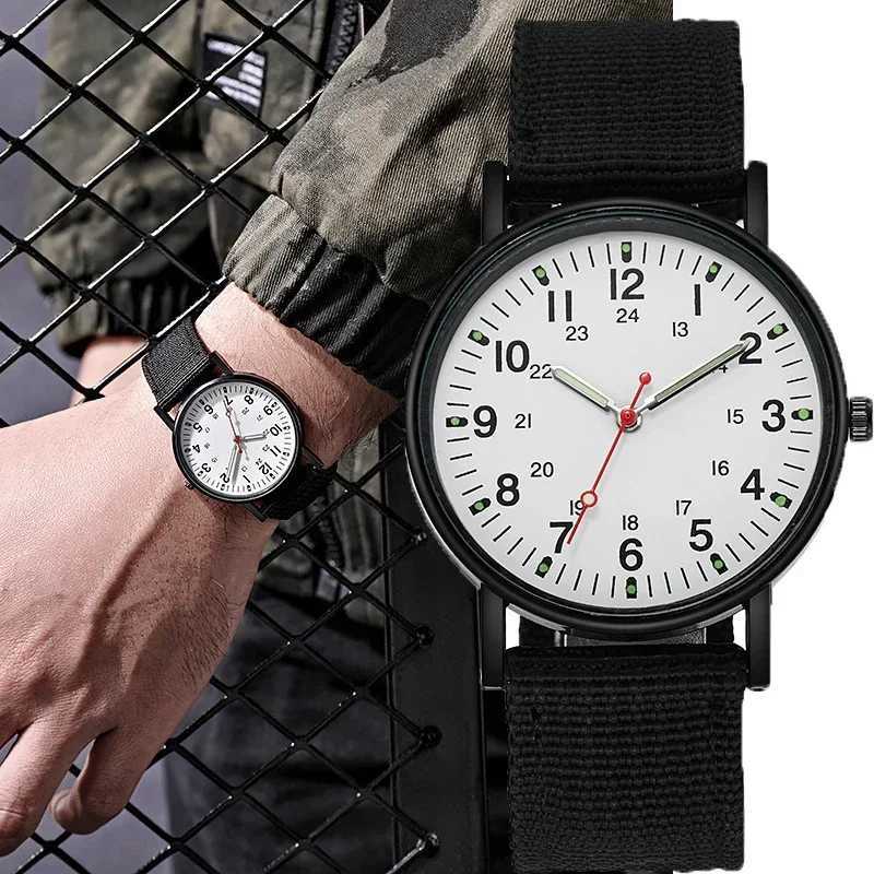 Luxury Design Mens Luminous Hand Wind Alloy Mens Winner Exquisite Compact Wrist Men Mens WatchesXJ250304