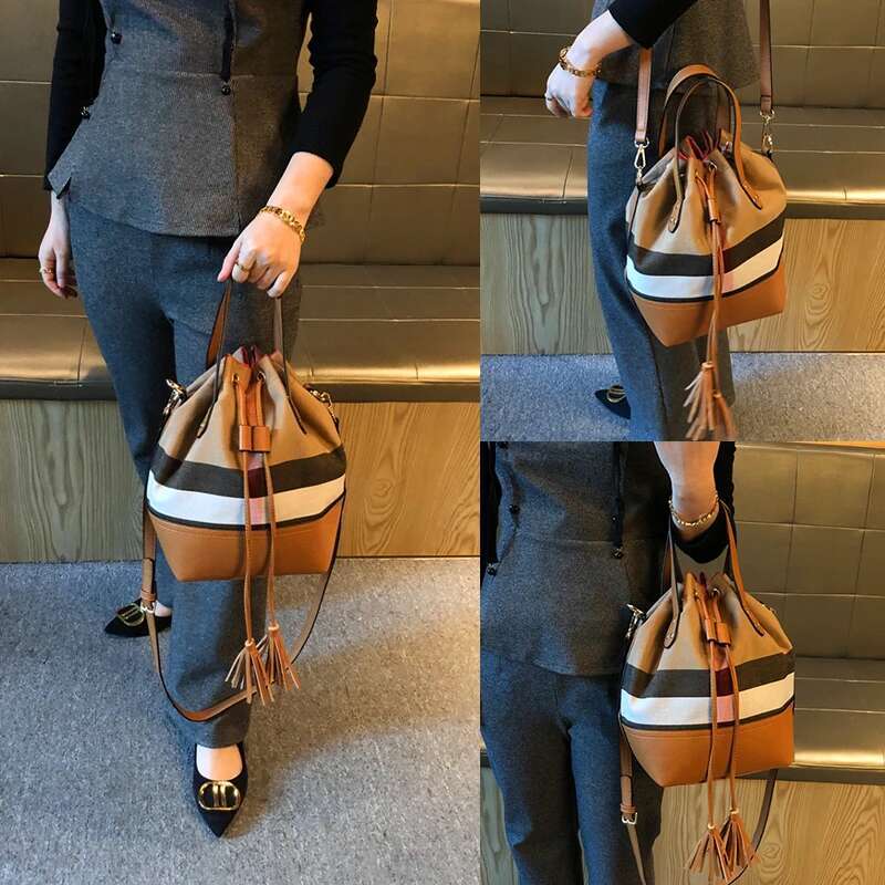Fashionable Plaid Women Canvas Barrel Bucket One Shoulder Crossbody Bag Female Designer Purses And Handbag Pouch 2024