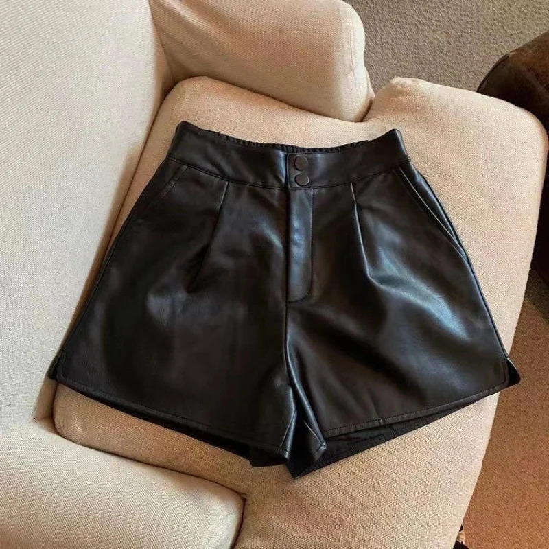Fashionable modern girls childrens shorts solid color high waisted PU shorts baby girls autumn and winter pants teenagers shorts 100-170cm 250304