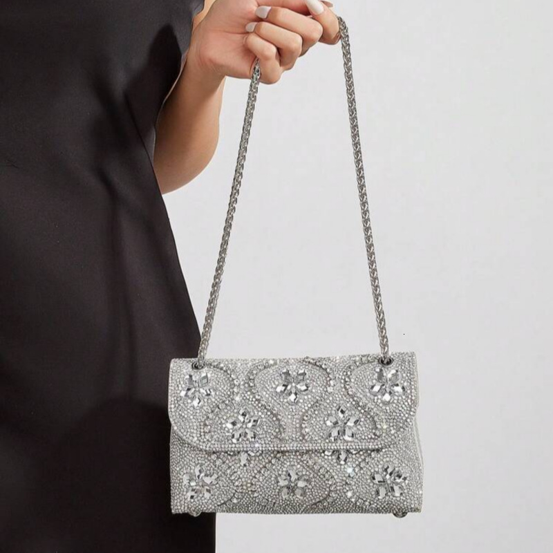 New fashion socialite rhinestone handmade bag, clothing alloy small fragrance style single shoulder crossbody dinner bag