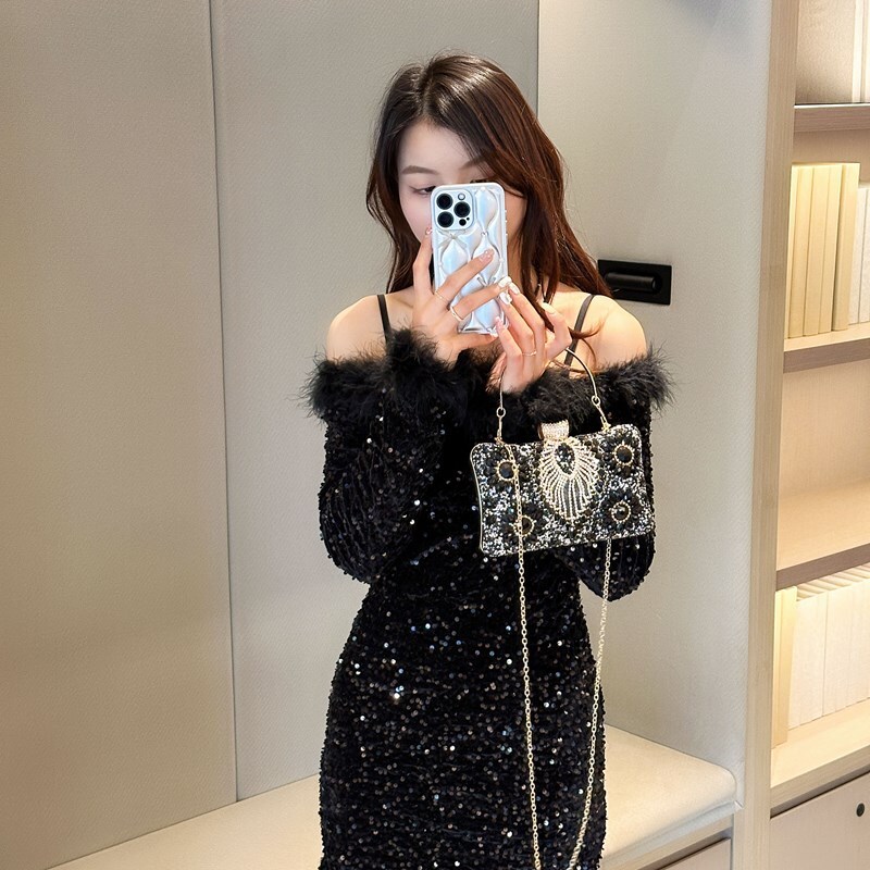 Free Shipping New Designer Bag Banquet Bag Black Inlaid Pearl Rhinestone Bag Handbag Wallet Armpit Bag Suitable For Formal Occasions