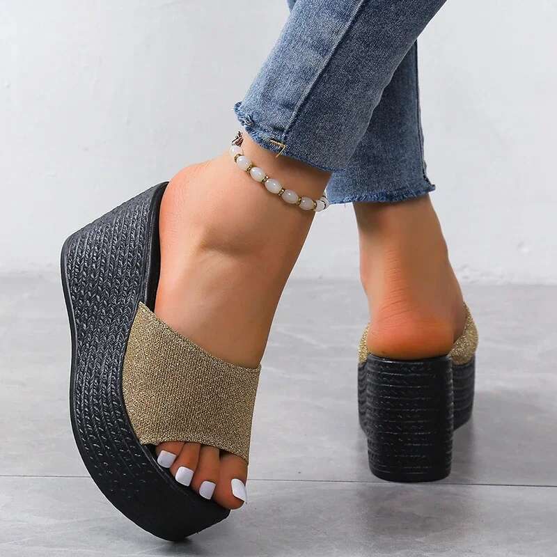 New Sandals 2025 Summer Women Slippers Wedges Platform Beach Flip ps Trend High Heels Ladies Shoes Pumps Thick Slides Mujer