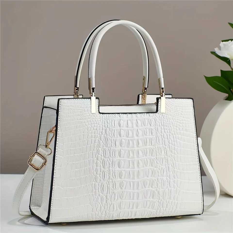 Faux Leather Crocodile Pattern Tote Handbag - Chic Purse with Shoulder Strap Z250303