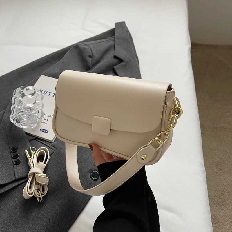 Womens Bag French Texture Chain Shoulder Bags 2024 New Spring Simple Versatile Square Crossbody Bags Chic Red Wedding Handbags Z250303