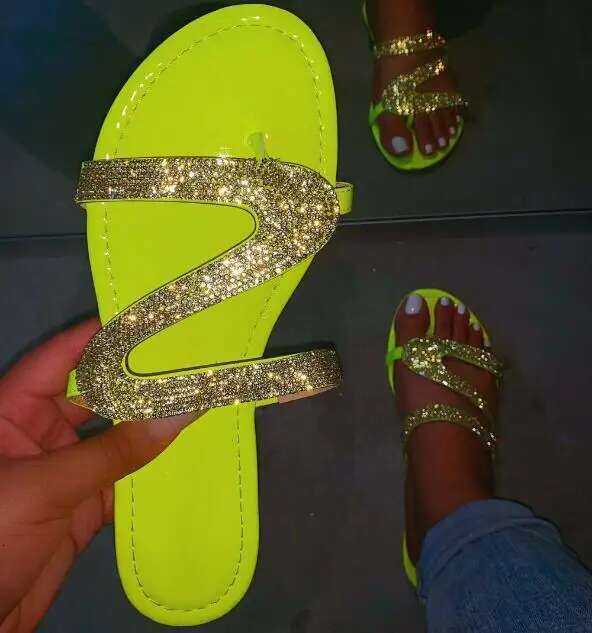 new Spring/summer 2025 sandals women bright dia casual outdoor travel flip p beach shoes non-slip durable slippers ms